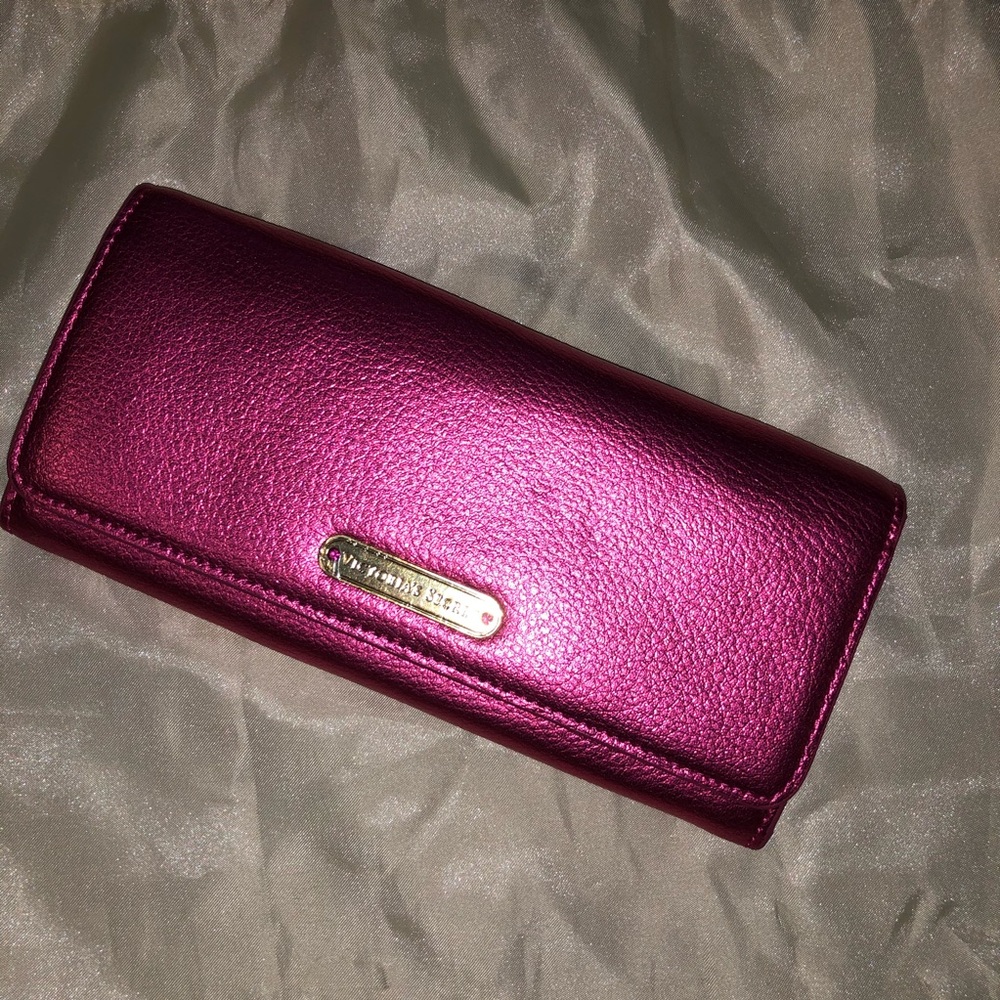 Limited edition wallet
